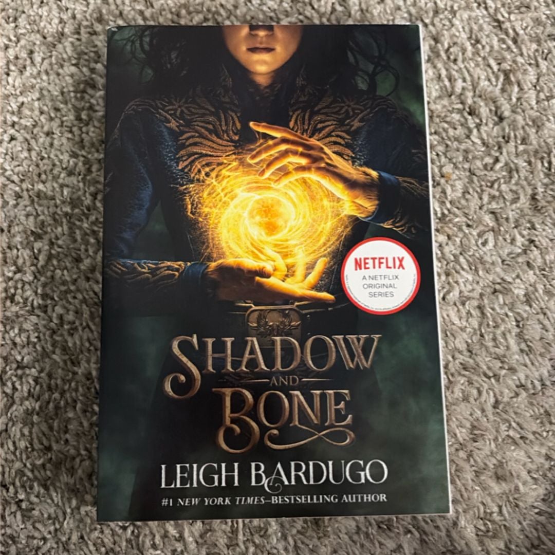 Shadow and Bone Book Box Set