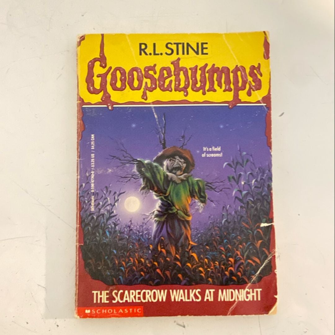 The Scarecrow Walks at Midnight by R. L. Stine, Paperback | Pangobooks