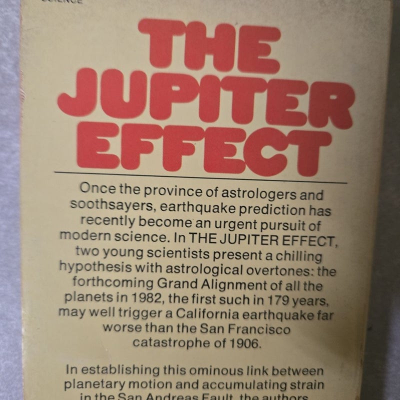 The Jupiter Effect 1970s vintage paperback 