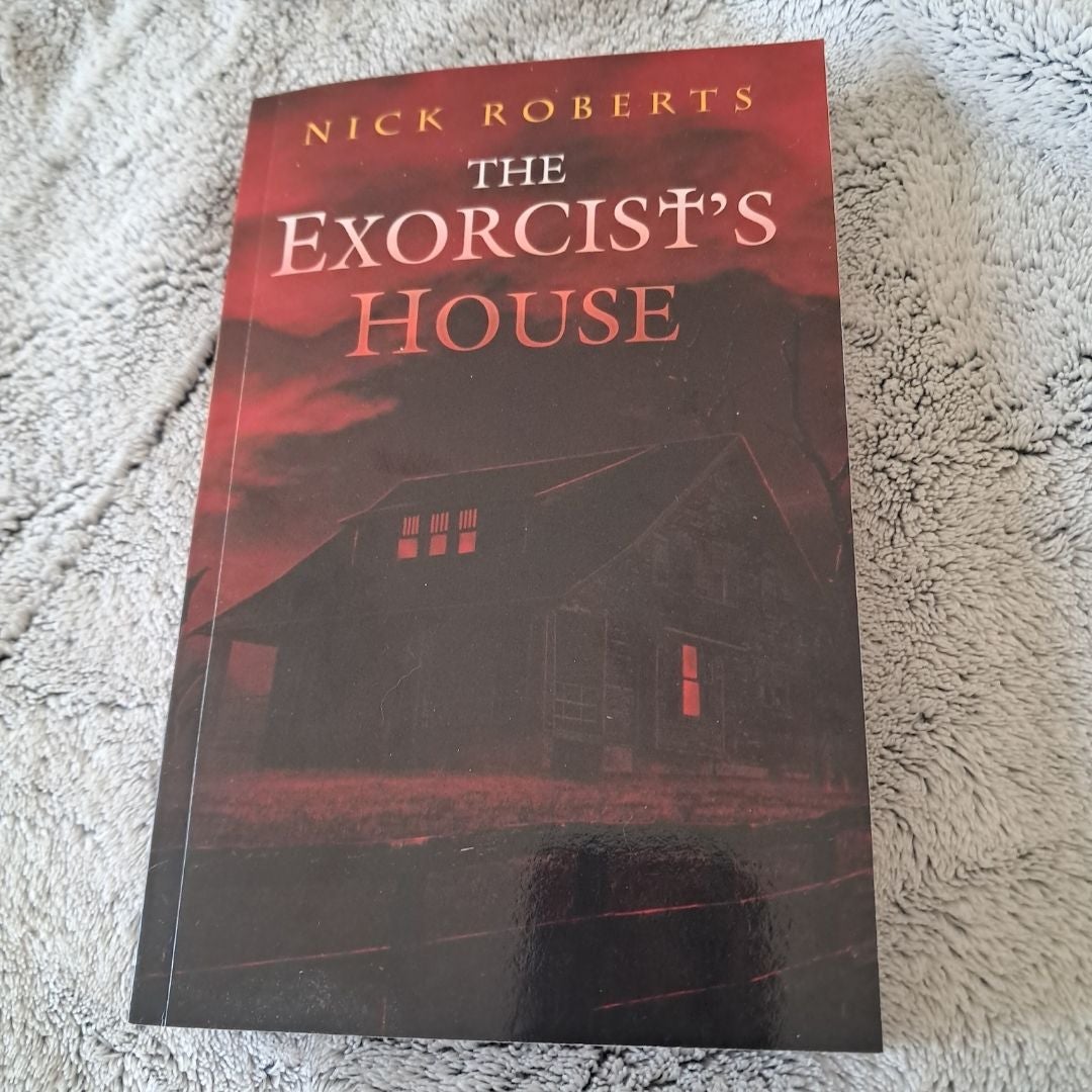 The Exorcist's House by Nick Roberts, Paperback | Pangobooks