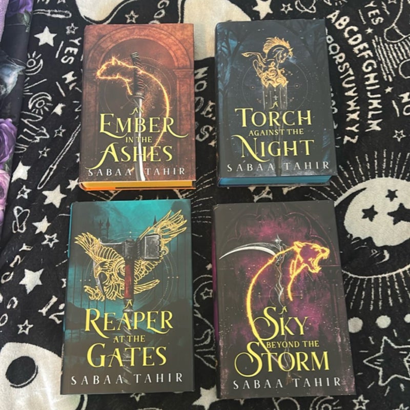 An Ember in the Ashes Fairyloot Edition