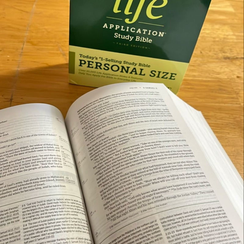 NLT Life Application Study Bible, Third Edition, Personal Size (Softcover)