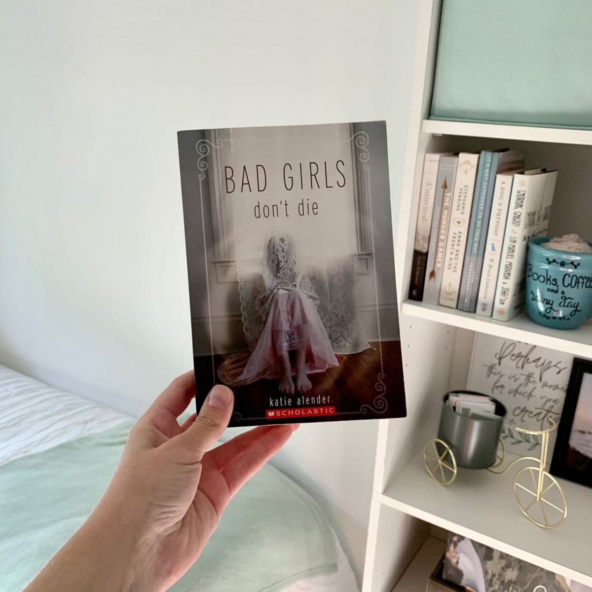Bad Girls Don't Die by Katie Alender, Hardcover | Pangobooks