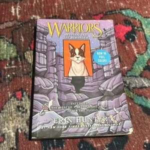 Warriors Manga: SkyClan and the Stranger: 3 Full-Color Warriors Manga Books In 1