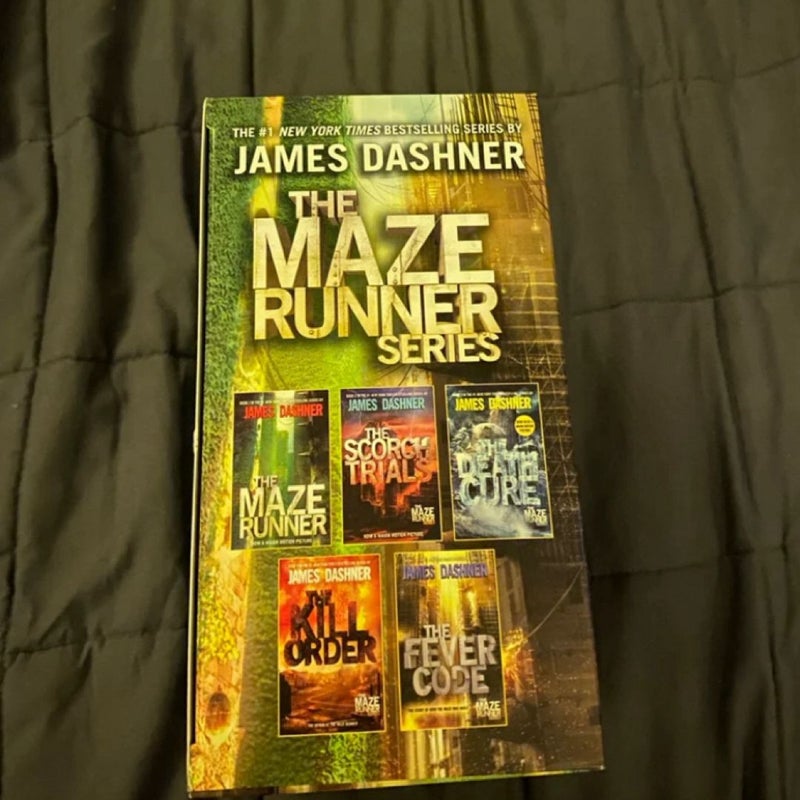 The Maze Runner Series Complete Collection Boxed Set (5-Book)