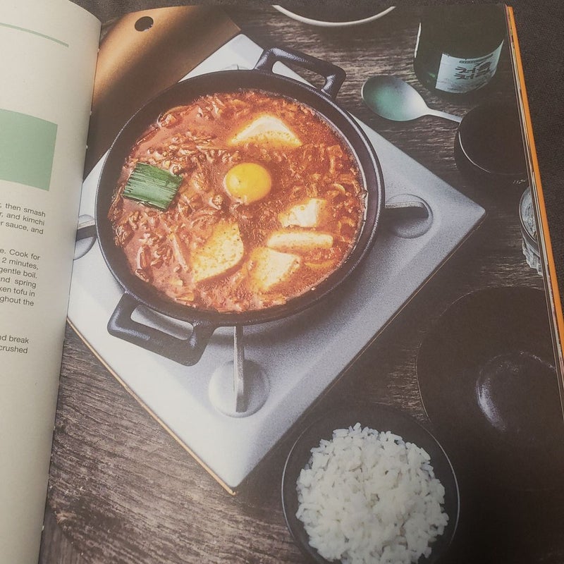 Gastronogeek: K-Drama Cookbook