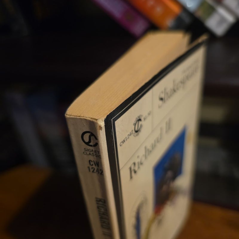 VINTAGE 1963 Richard II AKA The Tragedy of King Richard the Second (Written by William Shakespeare, Edited by Kenneth Muir) *Signet Classic*