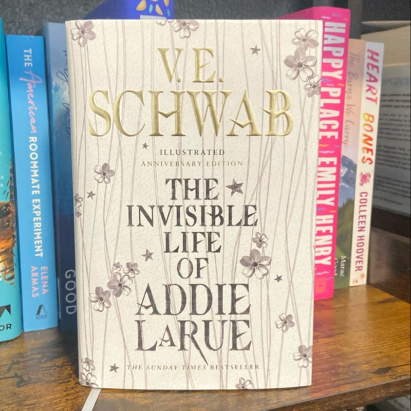 The Invisible Life of Addie Larue (Illustrated Anniversary Edition)