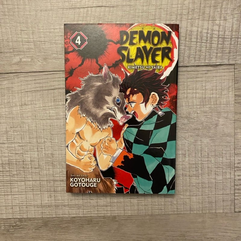 Demon Slayer: Kimetsu No Yaiba, Vol. 4