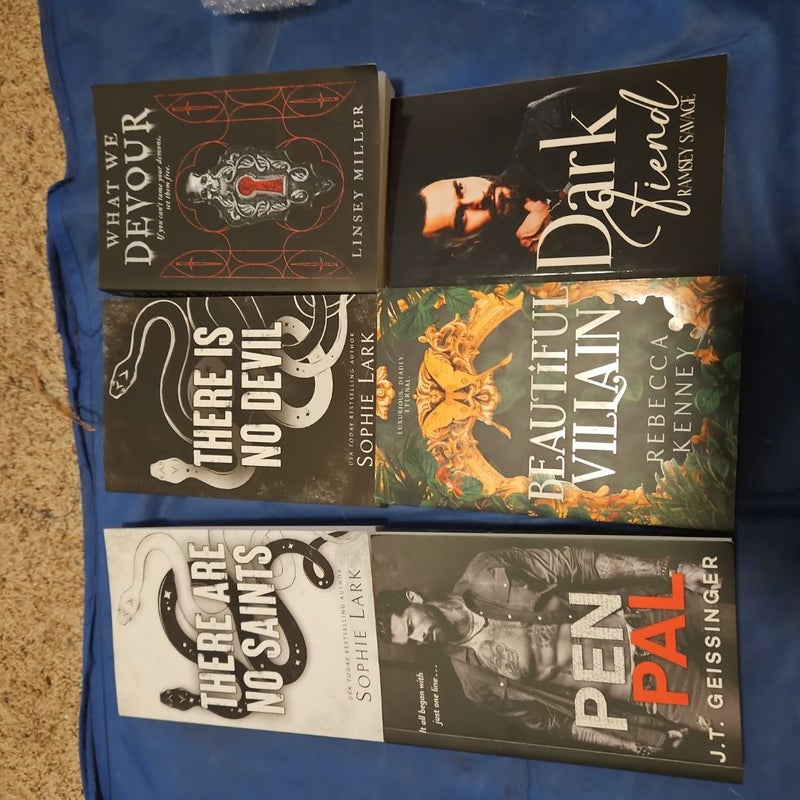 Signed Indie dark romance booktok contemporary first edition thriller horror suspense books 
