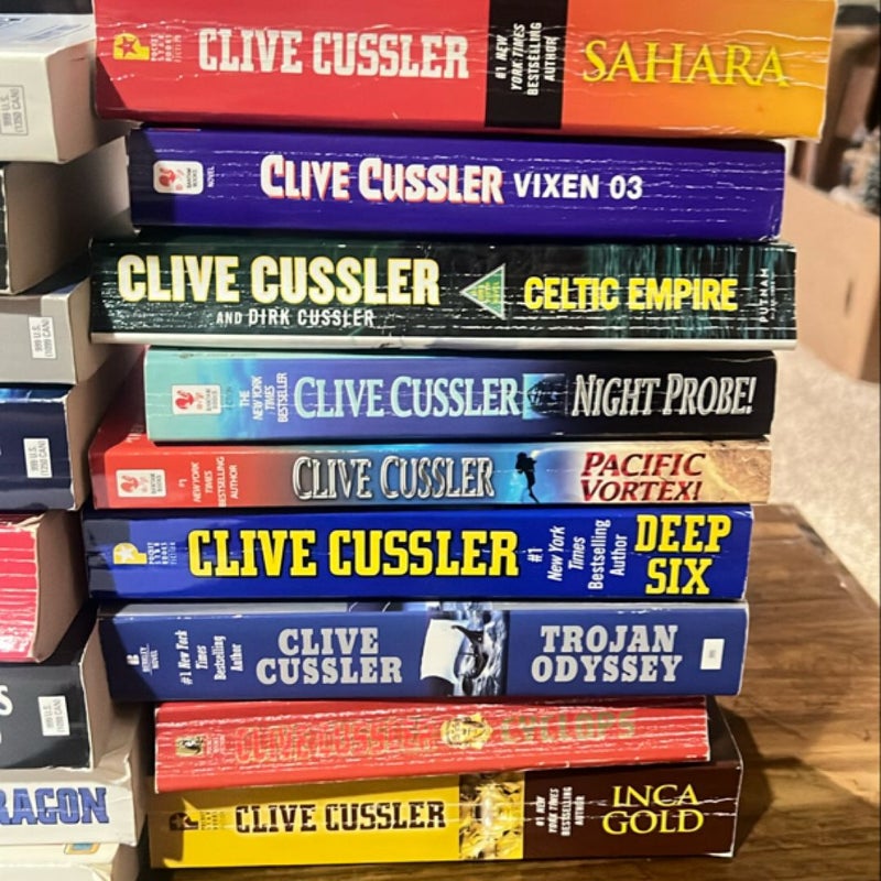 Clive Cussler - Dirk Pitt book series (25 books)