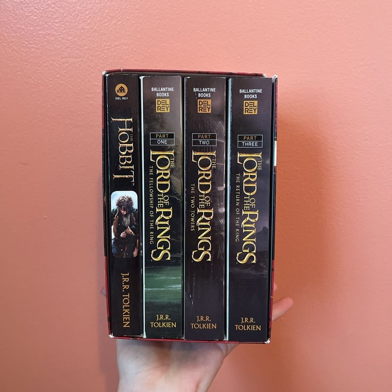 J. R. R. Tolkien 4-Book Boxed Set: the Hobbit and the Lord of the Rings ...