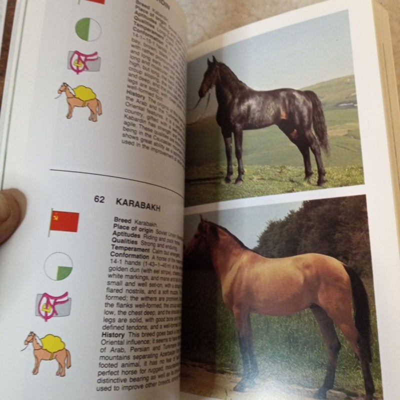 Simon and Schuster's Guide to Horses and Ponies