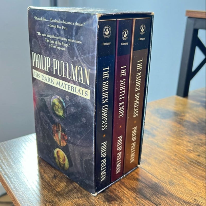 His Dark Materials 3-Book Mass Market Paperback Boxed Set