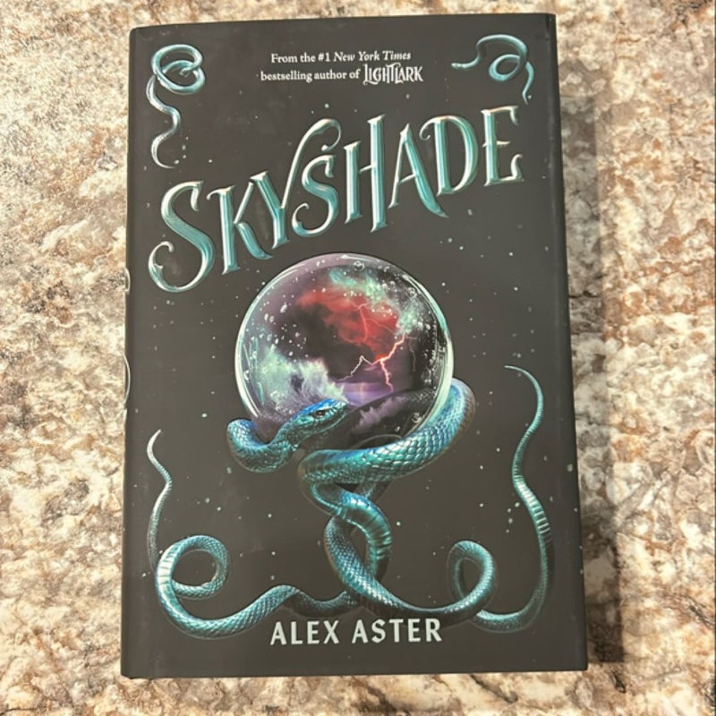 Skyshade (the Lightlark Saga Book 3)