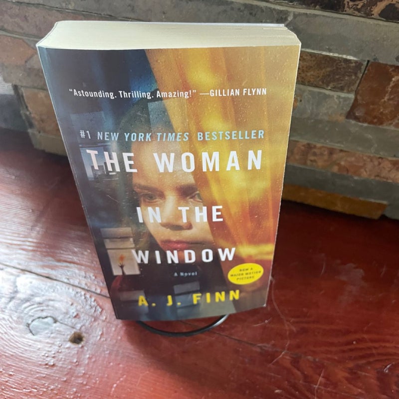 The Woman in the Window [Movie Tie-In]