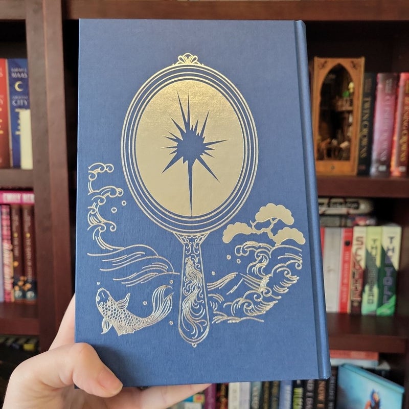 The Girl With No Reflection - FAIRYLOOT 