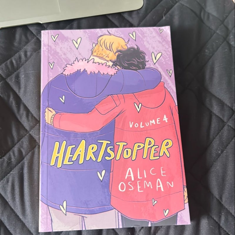 Heartstopper: Volume 4: a Graphic Novel