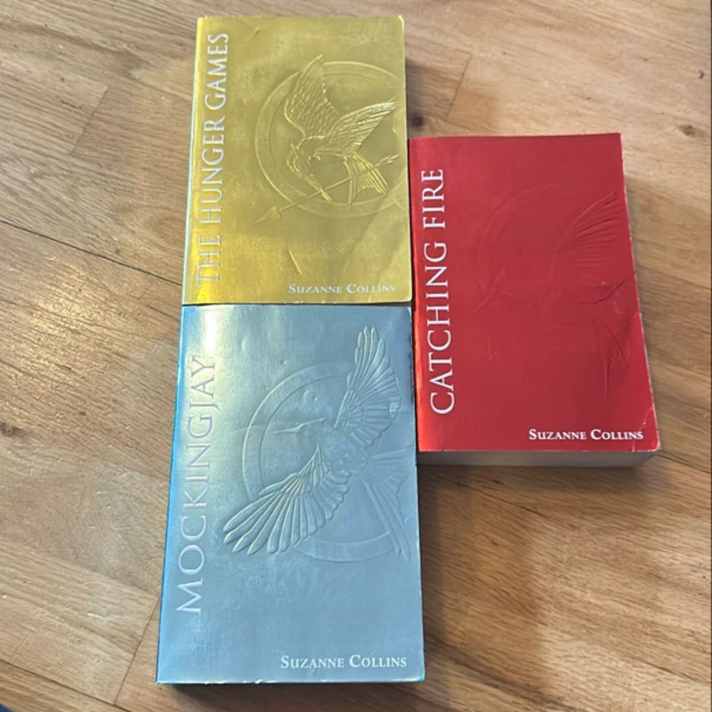 Hunger Games foil editions