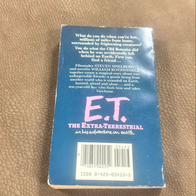 Vintage 80s E T The Extra Terrestrial Storybook