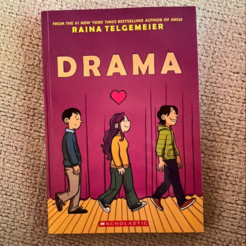 Drama: a Graphic Novel