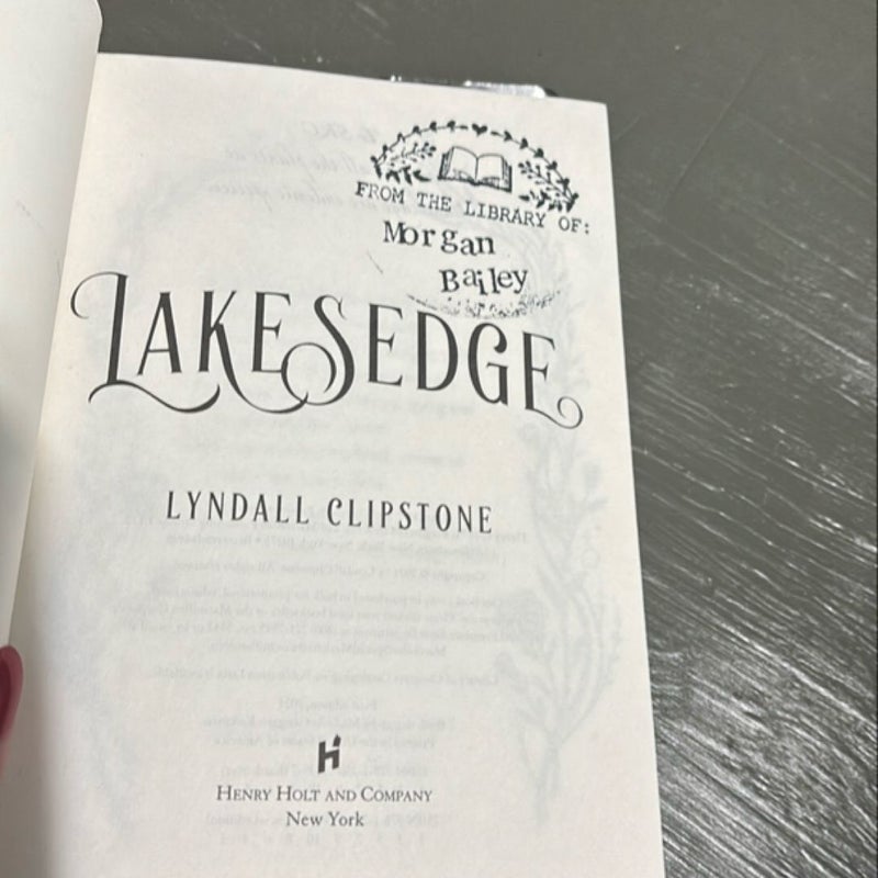 Lakesedge 