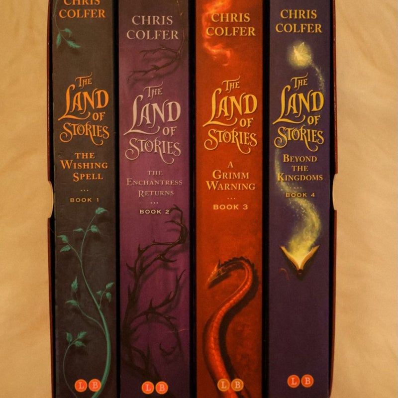 The Land Of Stories 4 Book Gift set