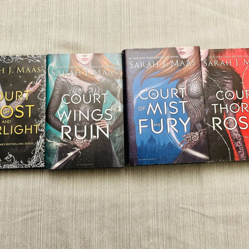 A Court of Thorns and Roses Hardcover Set 
