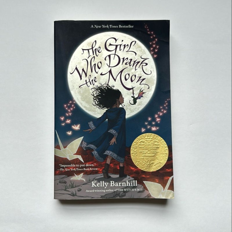 The Girl Who Drank the Moon (Winner of the 2017 Newbery Medal)