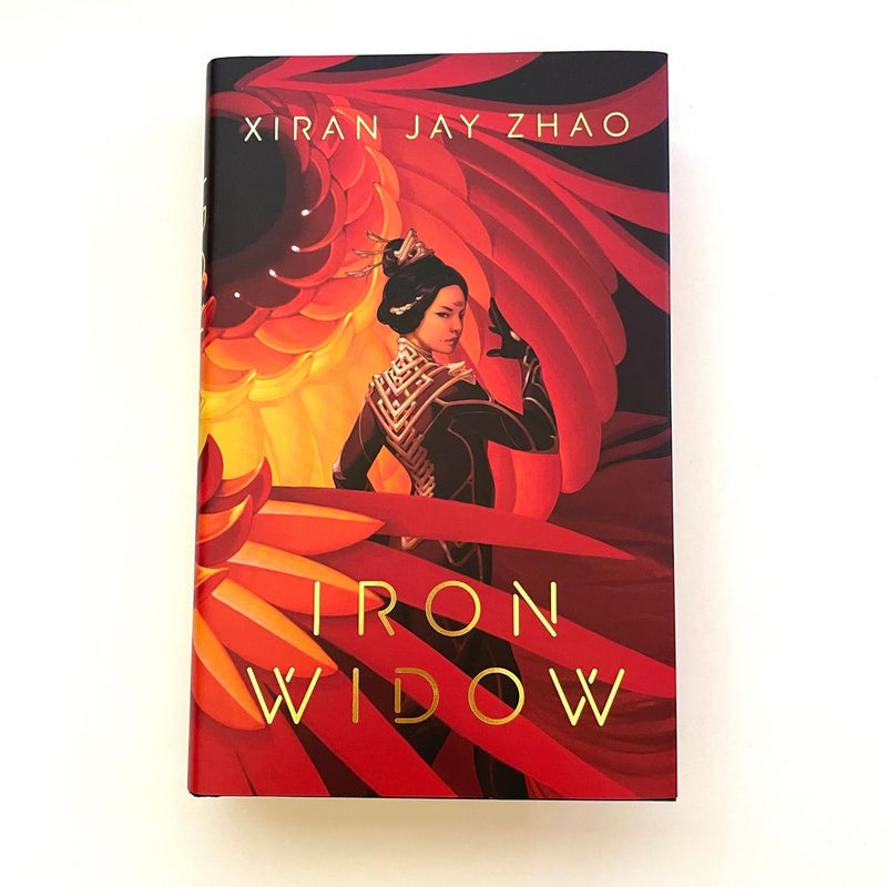 Iron Widow (Illumicrate Edition with Signed Bookplate)