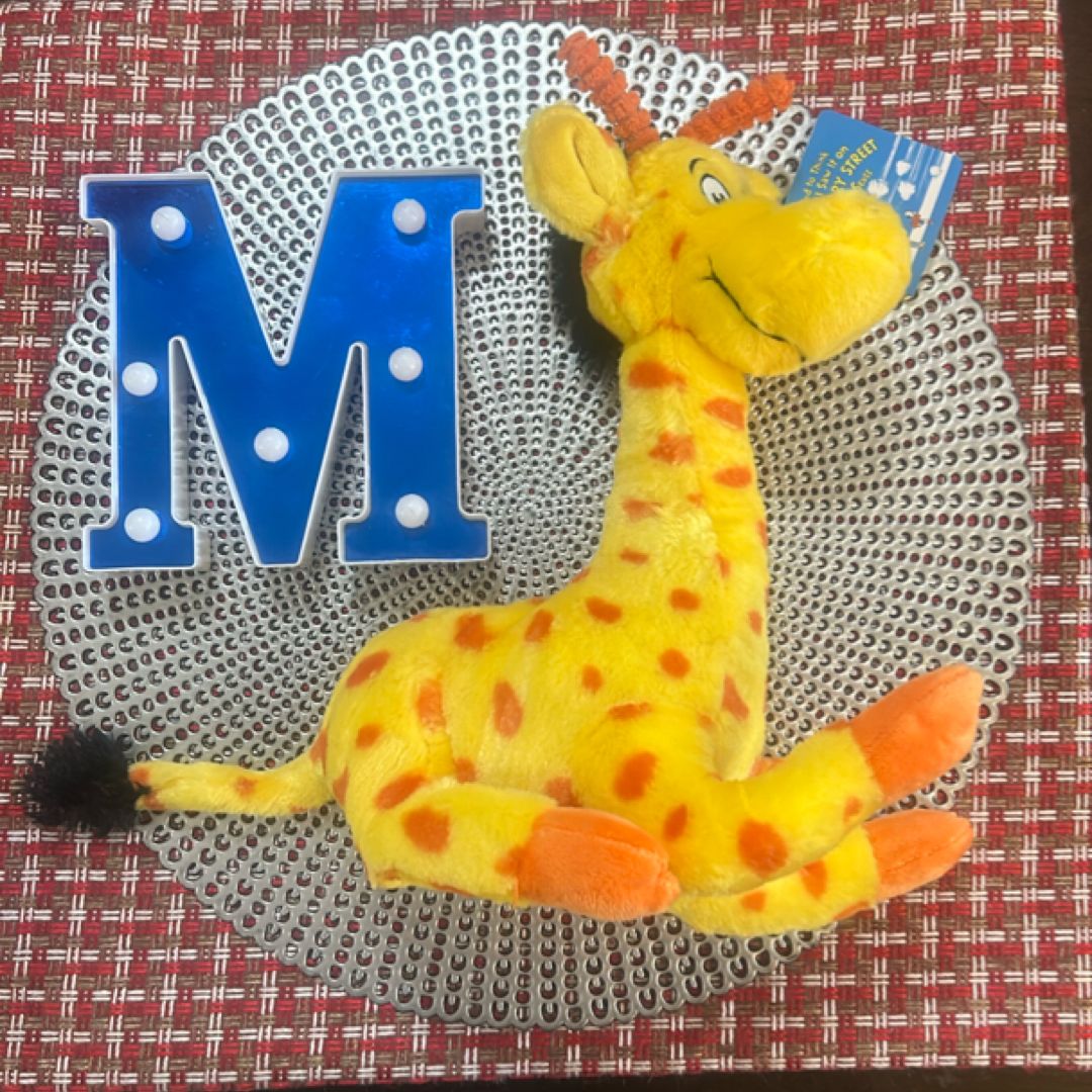 And to Think that I Saw It On Mulberry Street! Plush Reading Pal