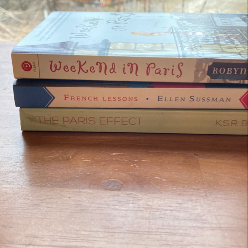 3 book bundle : Paris ( see details) 