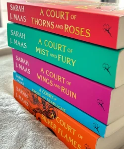 A Court of Thorns and Roses Paperback (5 Books)