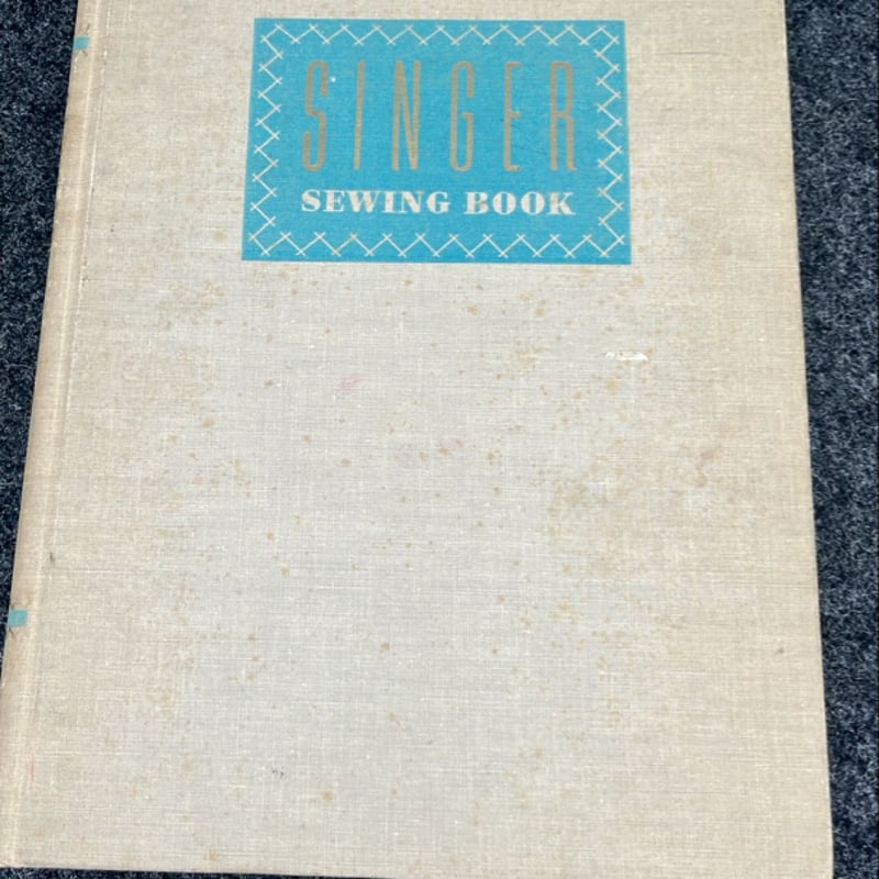 Singer sewing book by , Hardcover | Pangobooks