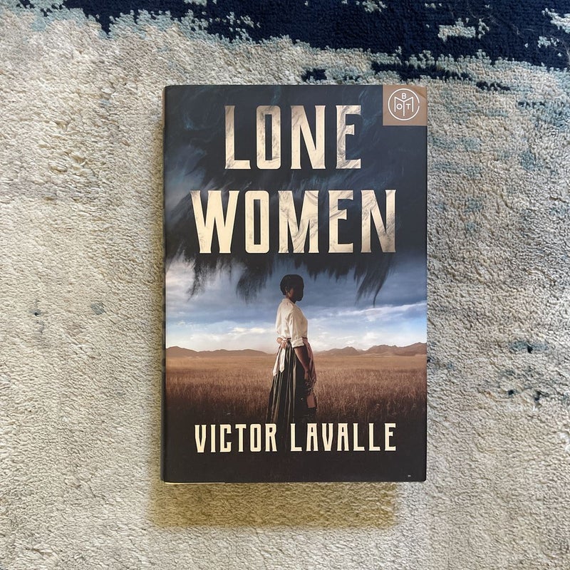 Lone Women by Victor LaValle: 9780525512103 | : Books