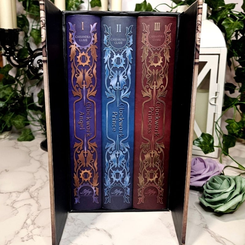 【ご予約品】Magic and Supernatural 〜エル・シャダイの聖印 LitJoy's The Infernal Devices Special Edition Box Set SIGNED