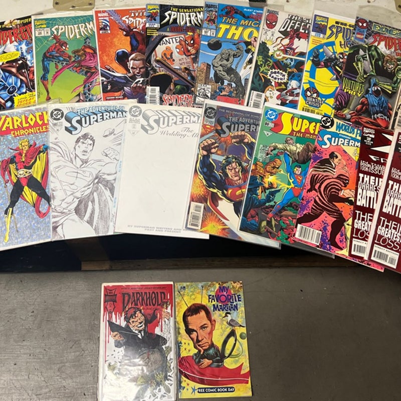 Lot of 23 Comic Books , Spider Man, X-Men , Superman 