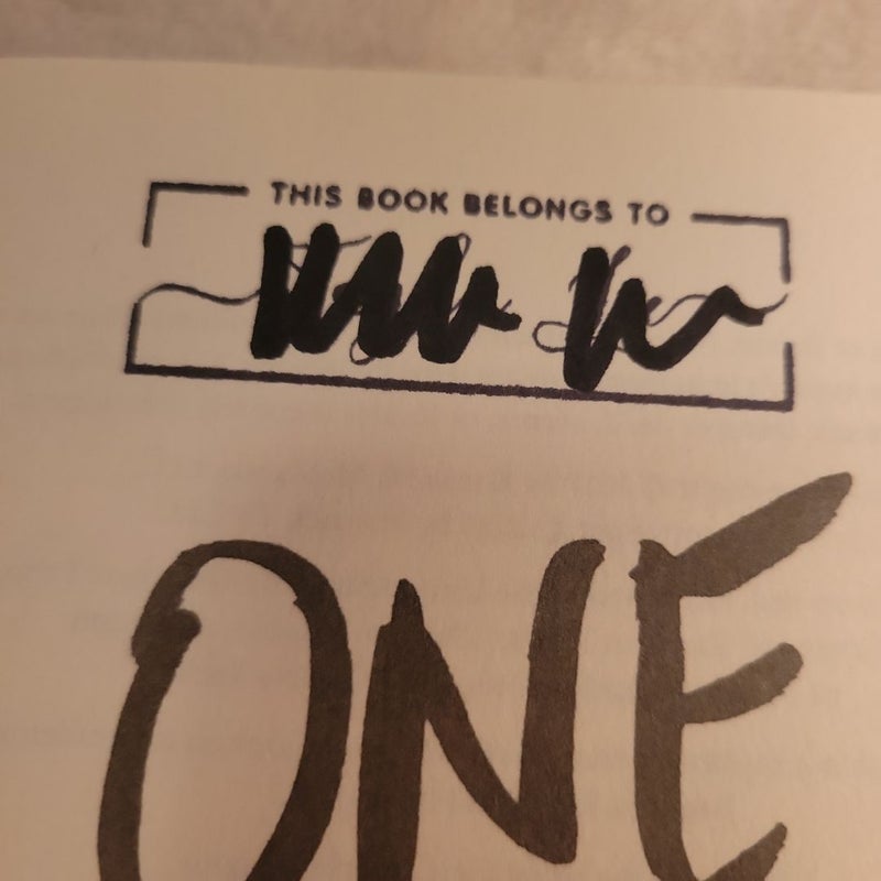 One of Us Is Lying (TV Series Tie-In Edition)