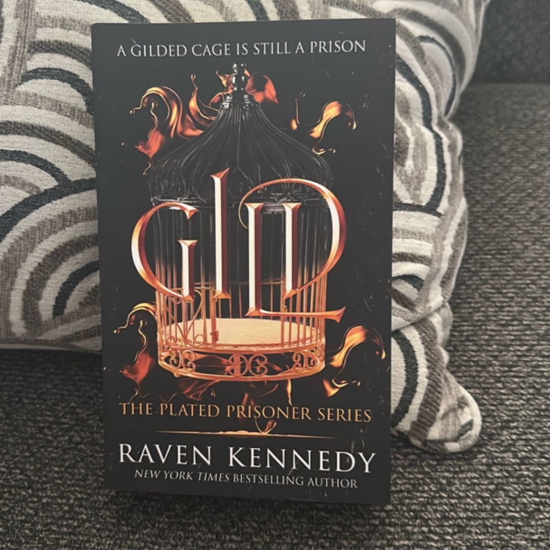 Gild by Raven Kennedy, Paperback | Pangobooks