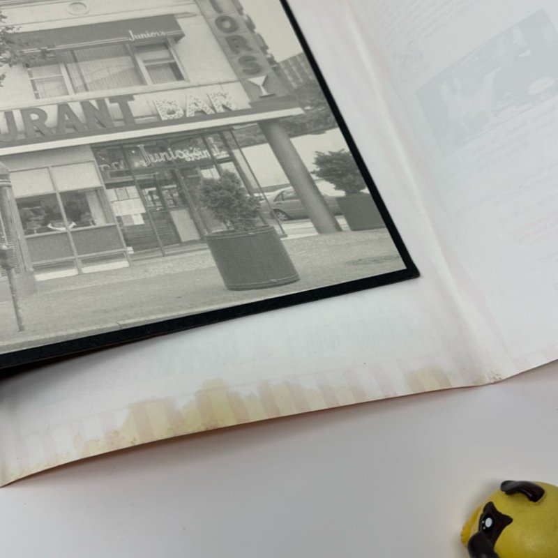 Welcome to Junior's!