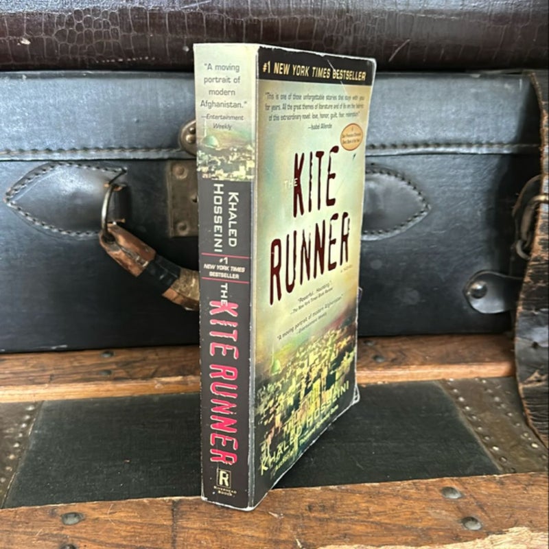 The Kite Runner by Khaled Hosseini, Paperback