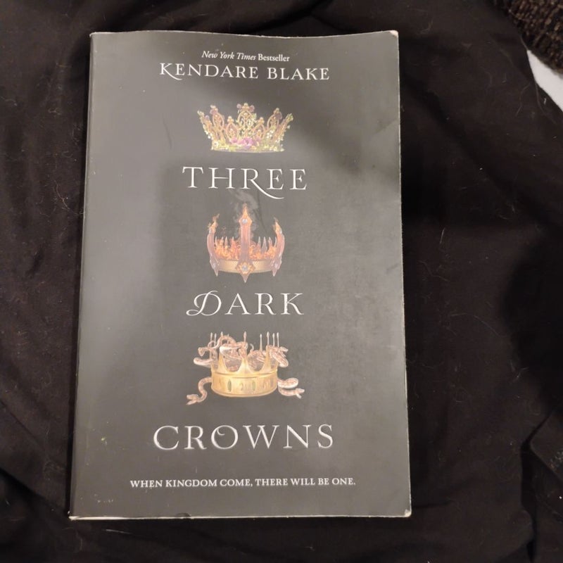 Three Dark Crowns