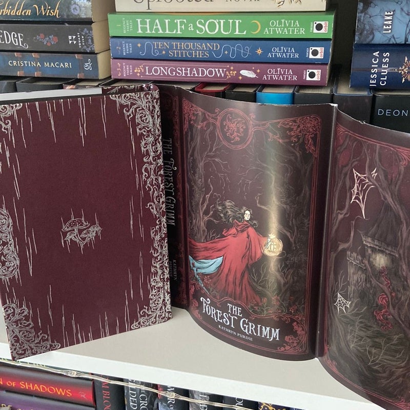 The Forest Grimm (entire FairyLoot box) - slightly damaged book