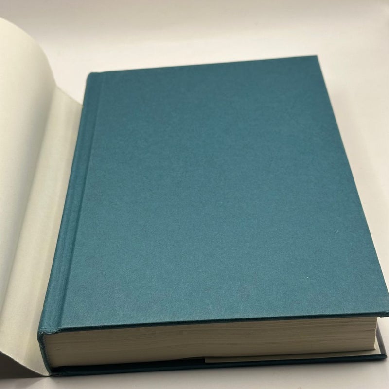 Sea of Swords (1st edition 1st printing Oct. 2001)