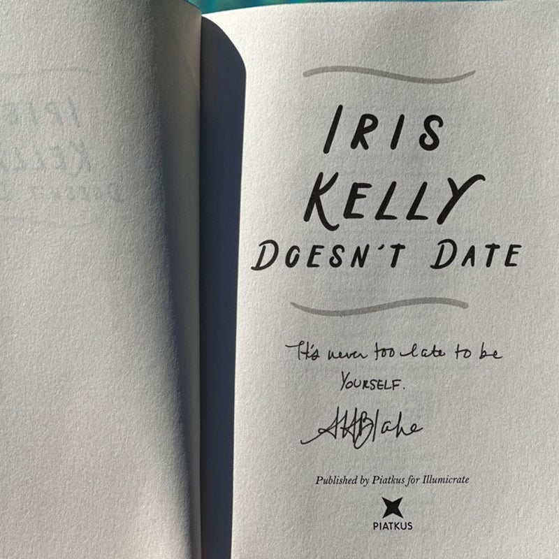 Iris Kelly Doesn't Date (Paperback)