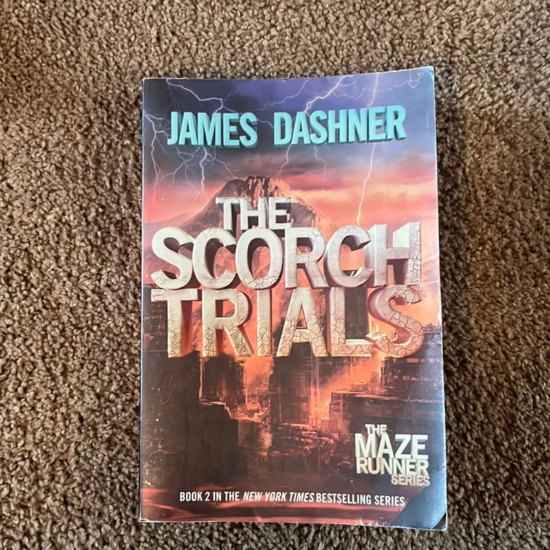  The Scorch Trials (Maze Runner, Book Two