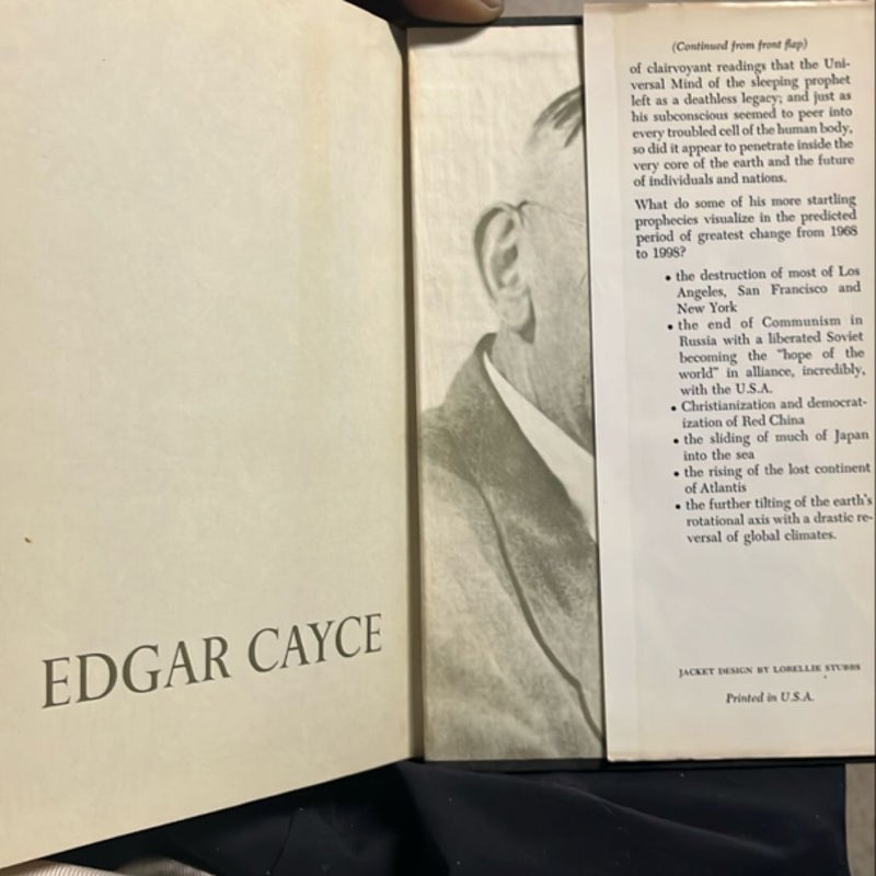 Edgar Cayce the sleeping prophet Copyright 1967 First Edition by Jess Stearn