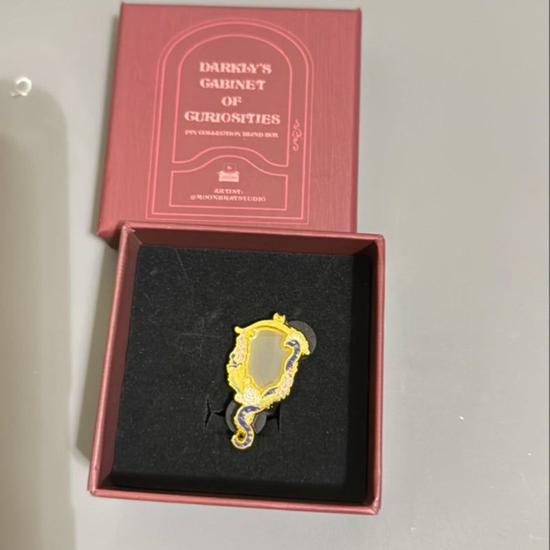 A touch of poison pin
