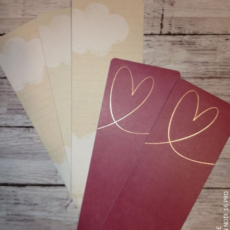 Paper bookmarks 