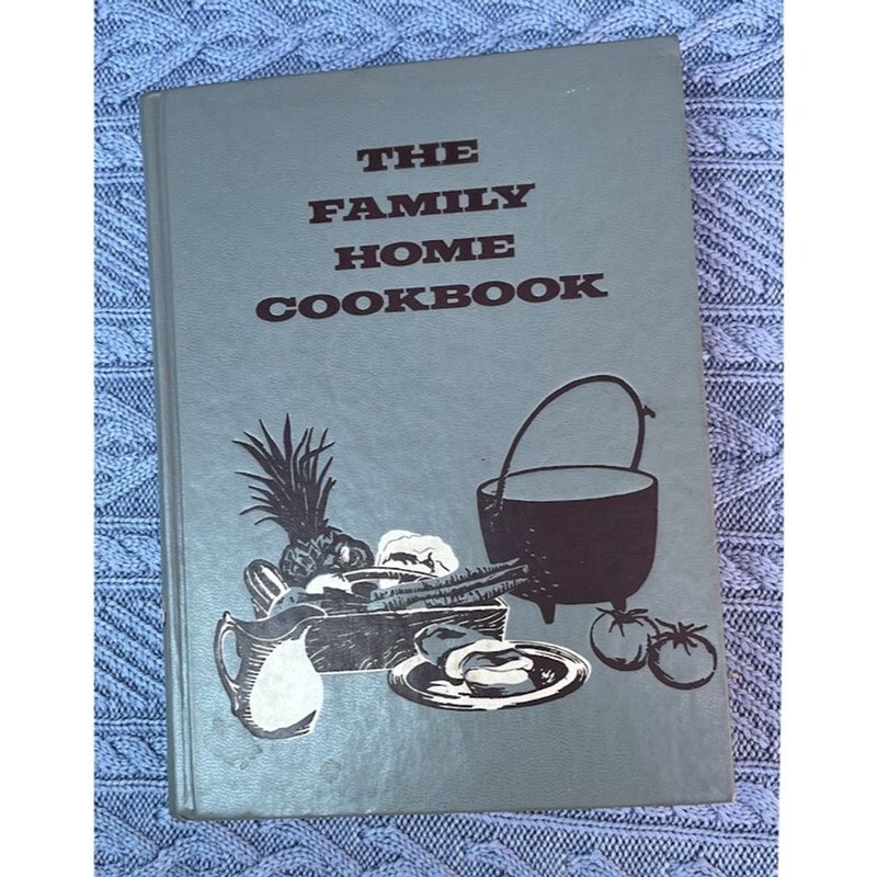 1973 The Family Home Cookbook by Melanie De Proft of Culinary Arts Institute